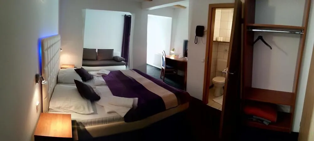 Hotel Silvester Cerklje na Gorenjskem 3*,  Slowenien